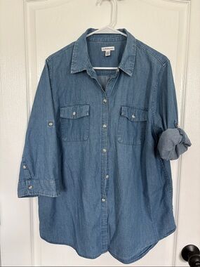 croft & barrow Medium Wash Denim Shirt - Blue